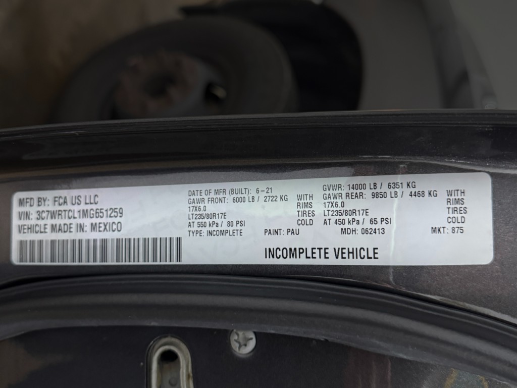 2021 RAM 3500 Image 25