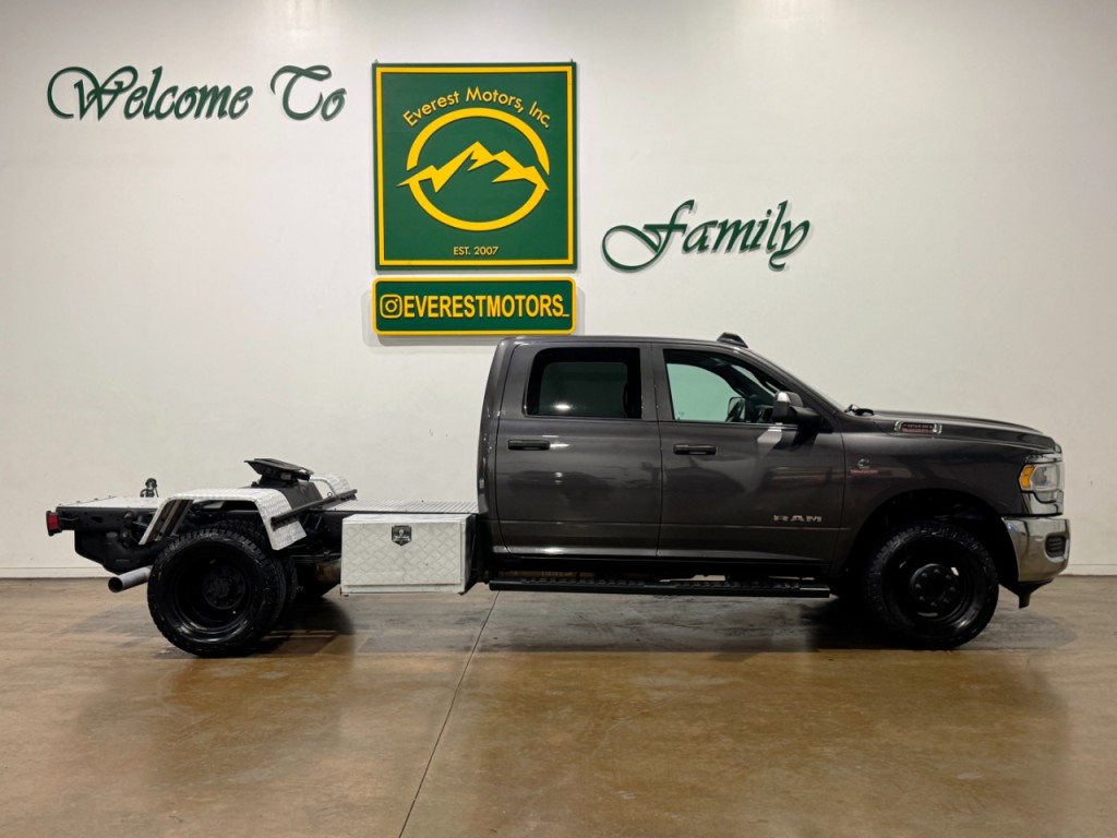 2021 RAM 3500 Image 33