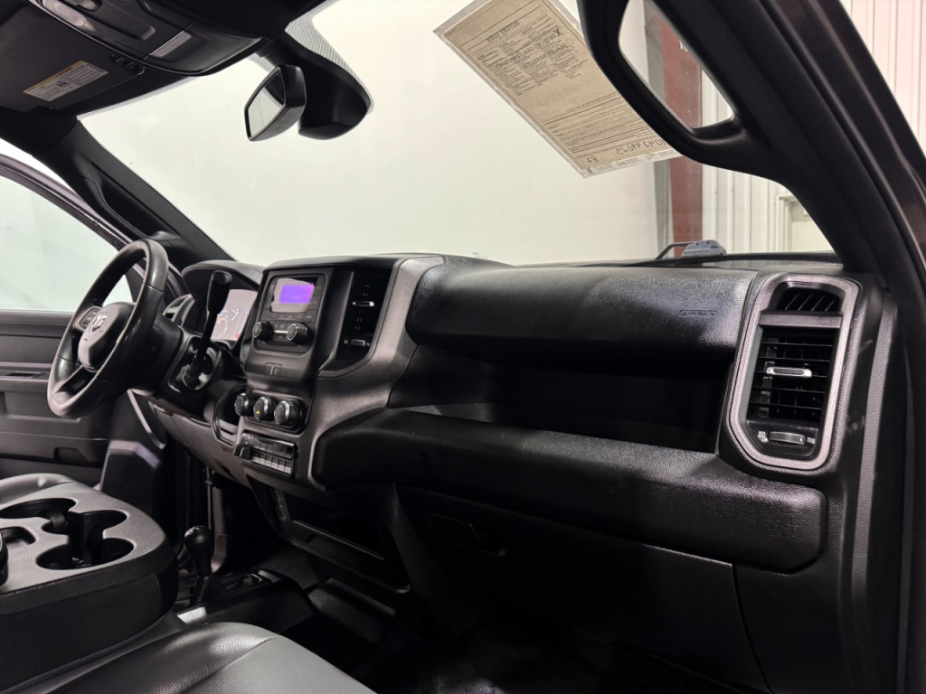 2021 RAM 3500 Image 35