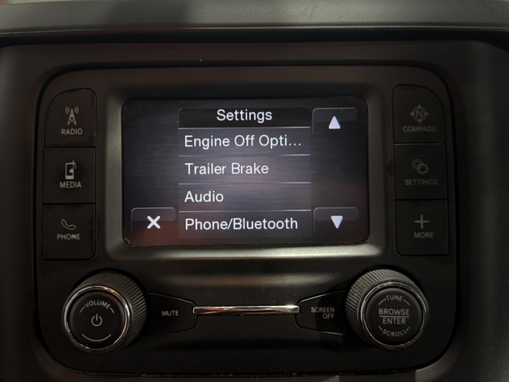 2022 RAM 3500 Image 15