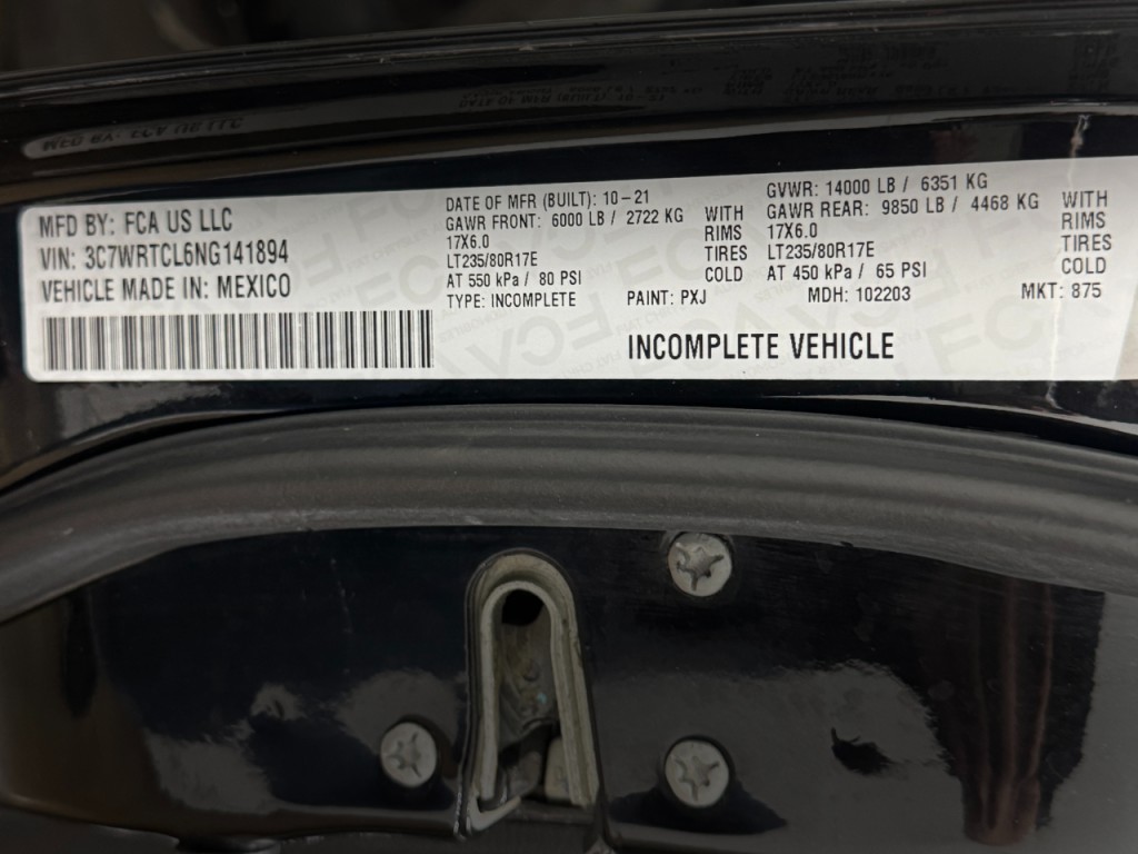 2022 RAM 3500 Image 25