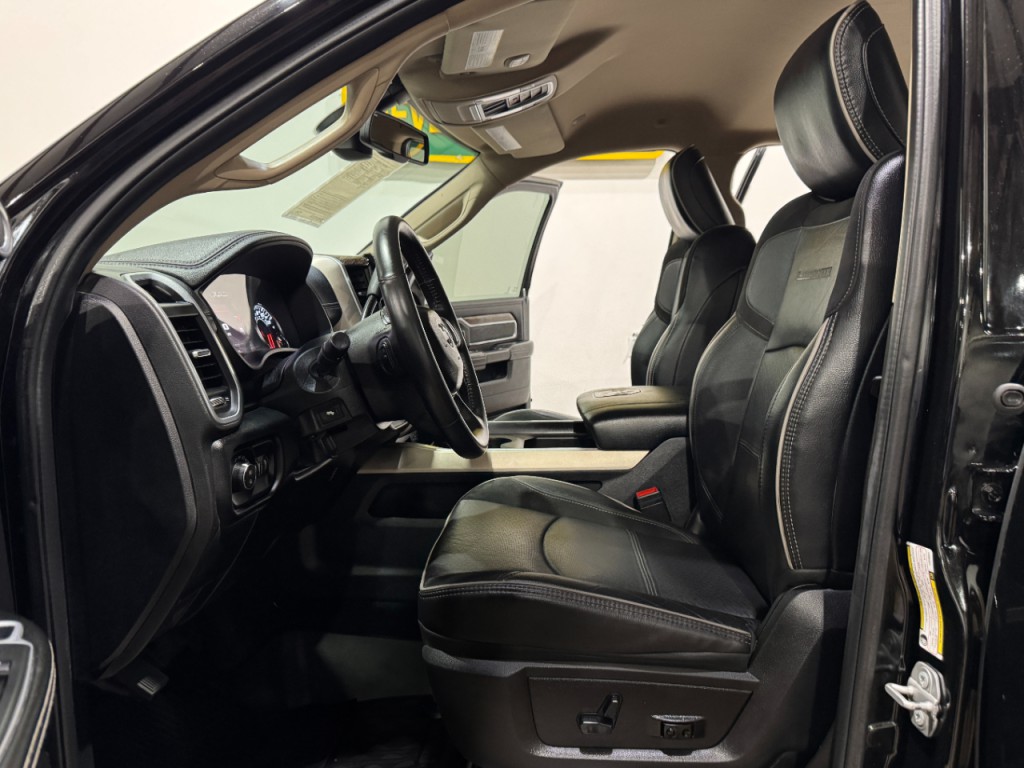 2020 RAM 3500 Image 11