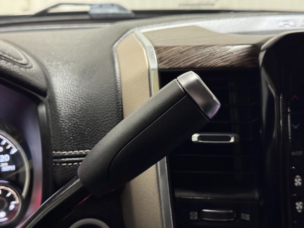 2020 RAM 3500 Image 24