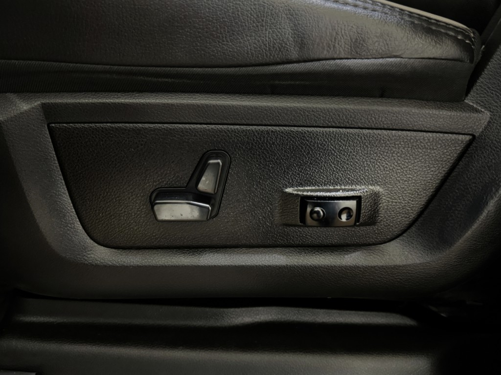 2020 RAM 3500 Image 32