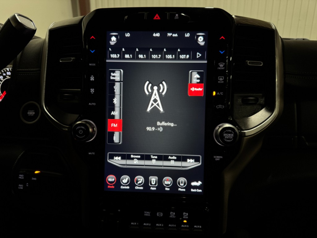 2020 RAM 3500 Image 38