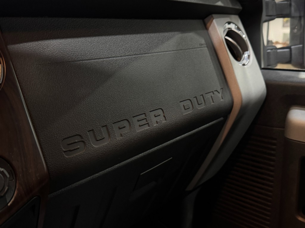 2015 Ford F-350 Image 7