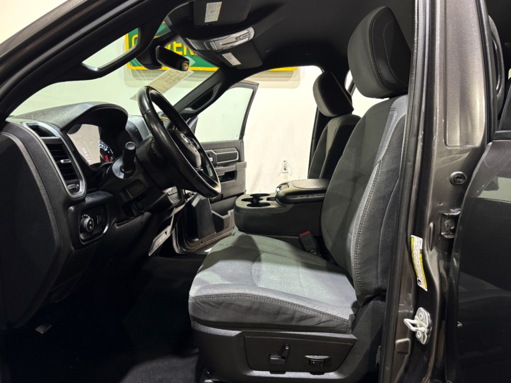 2024 RAM 2500 Image 12