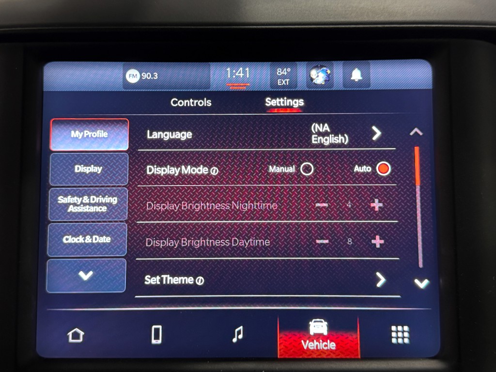 2024 RAM 3500 Image 9