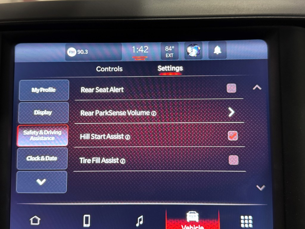 2024 RAM 3500 Image 14