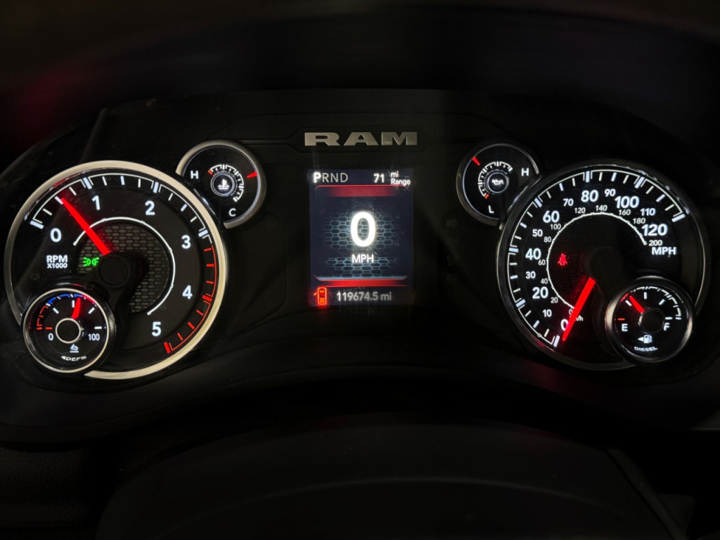 2024 RAM 3500 Image 27