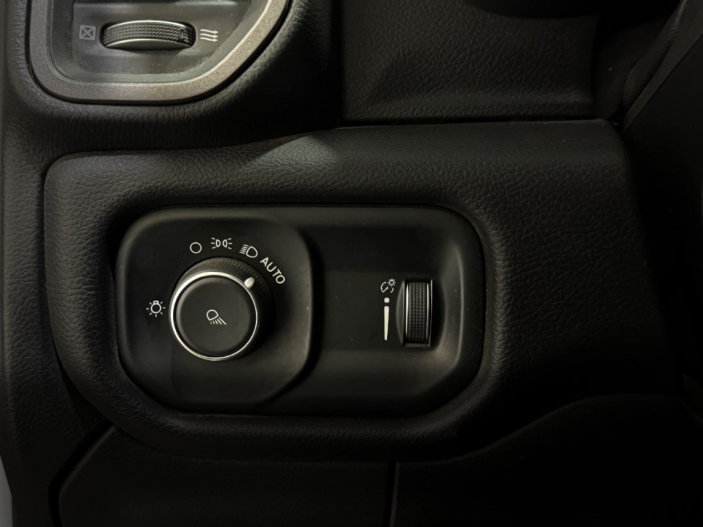 2024 RAM 3500 Image 29