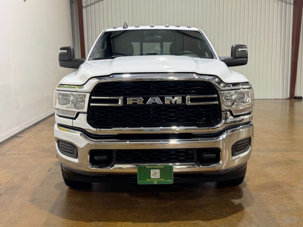 2024 RAM 3500 Image 2