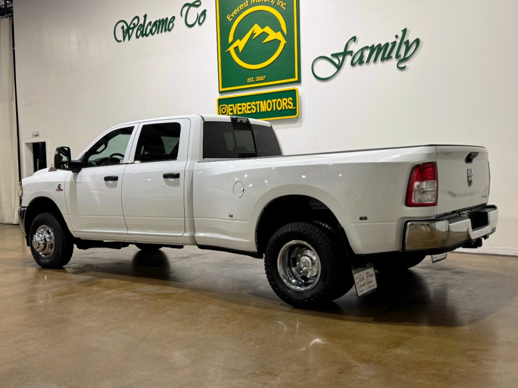 2024 RAM 3500 Image 6