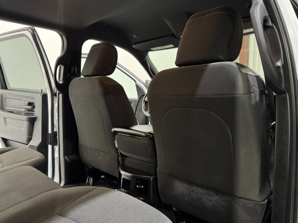 2024 RAM 3500 Image 17