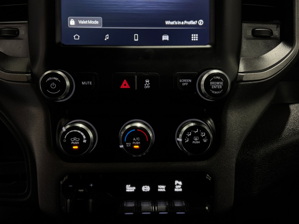 2024 RAM 3500 Image 30