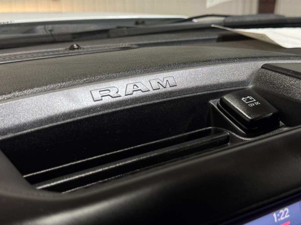 2024 RAM 3500 Image 31