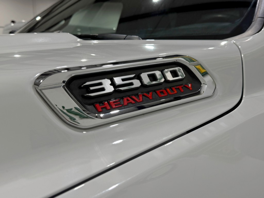 2024 RAM 3500 Image 57