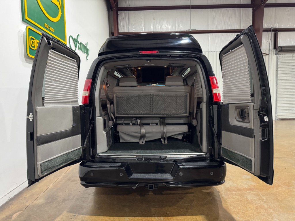 2013 GMC Savana Image 47