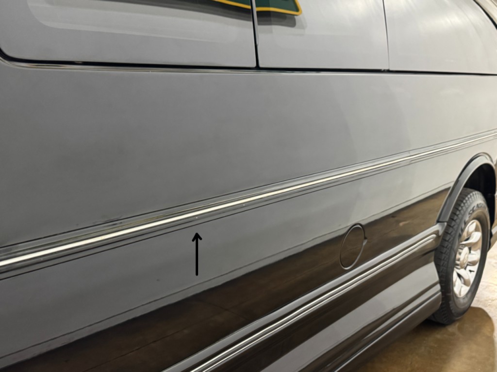 2013 GMC Savana Image 60