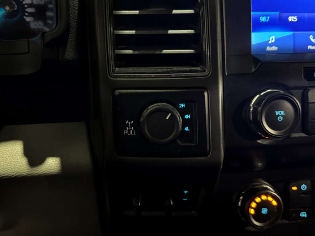 2022 Ford F-250 Image 6