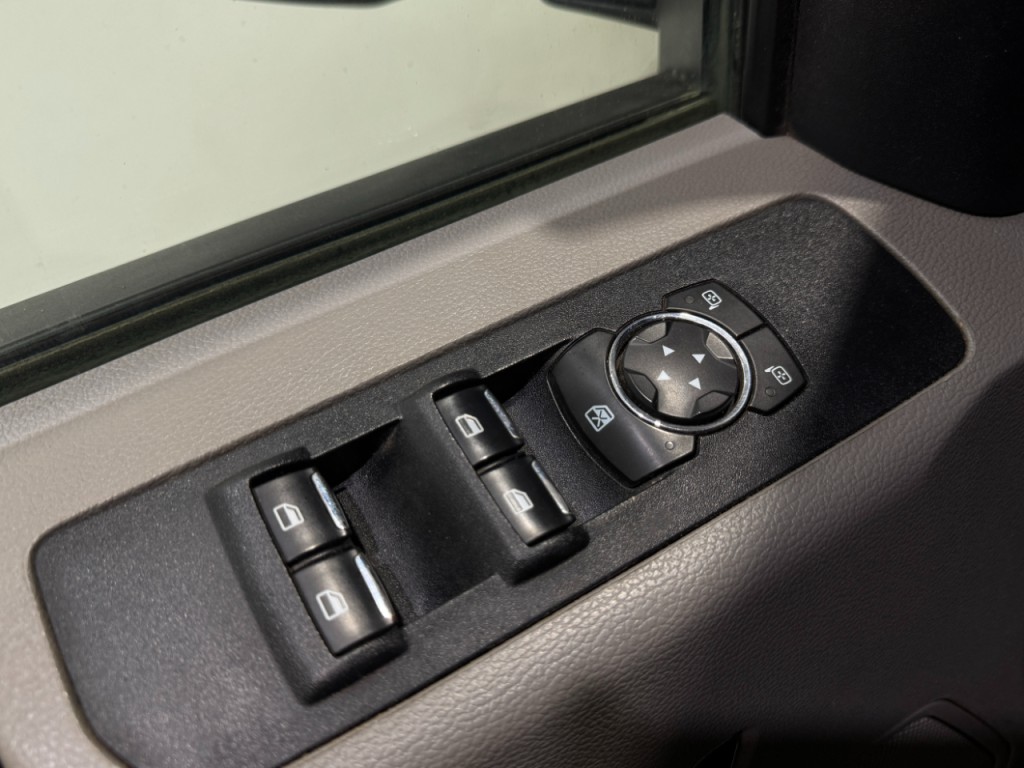 2022 Ford F-250 Image 8