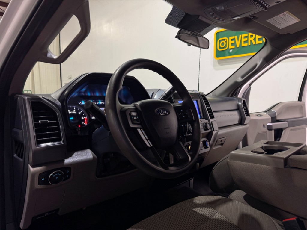 2022 Ford F-250 Image 9