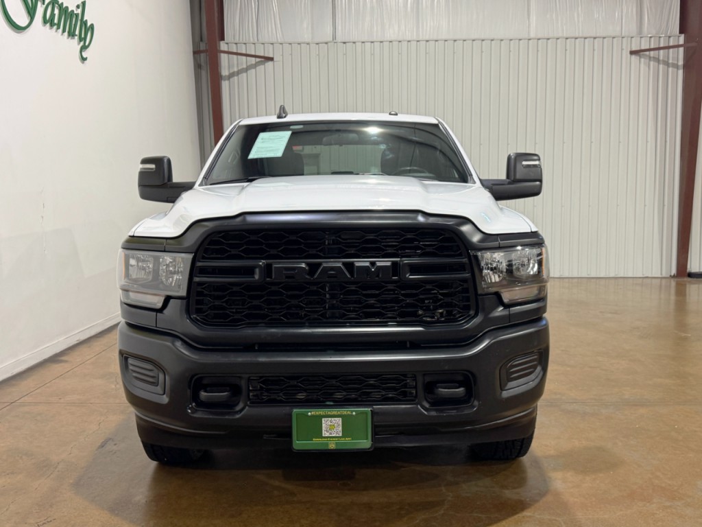 2024 RAM 2500 Image 2