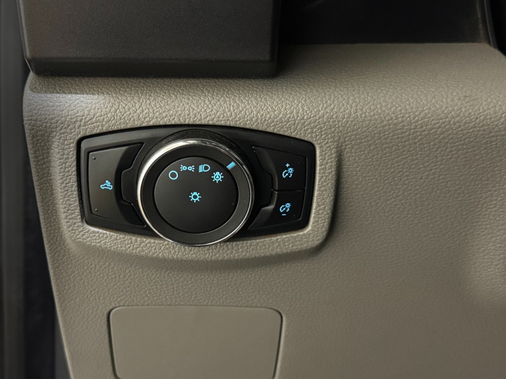 2021 Ford F-250 Image 9