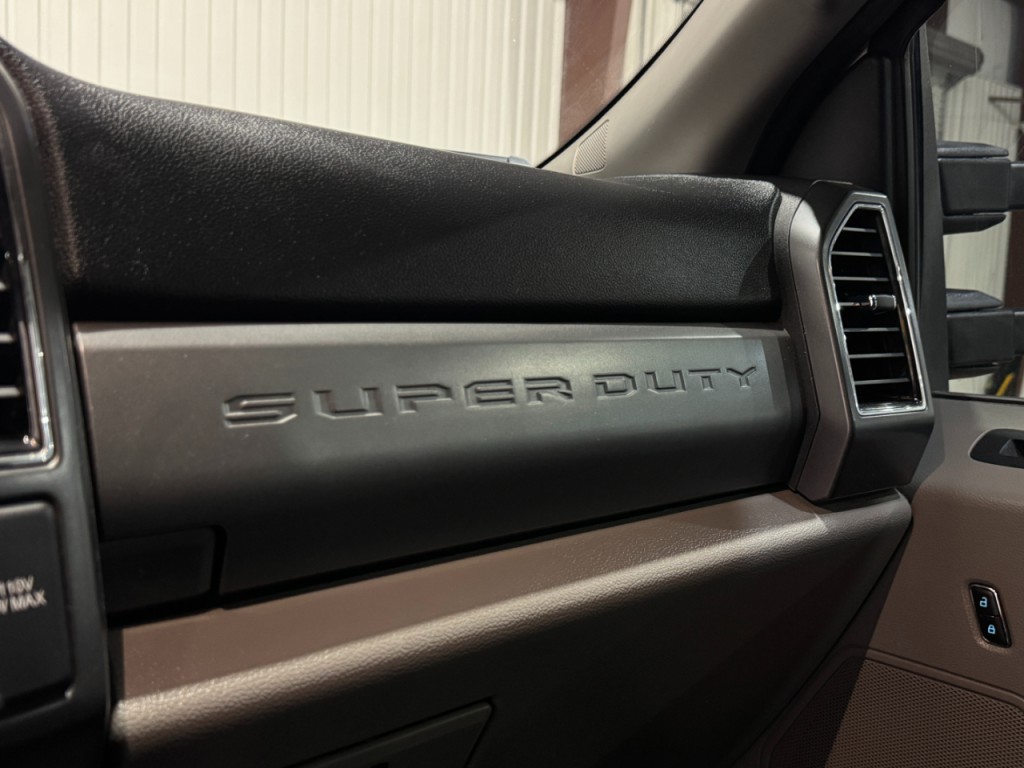2021 Ford F-250 Image 12