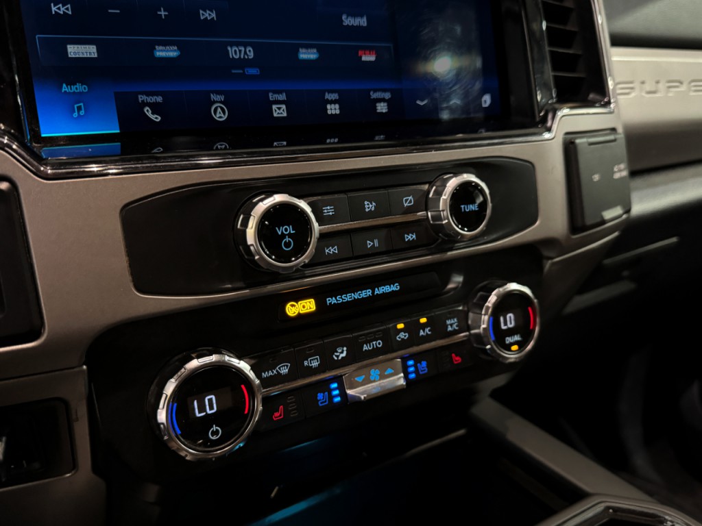 2022 Ford F-350 Image 7