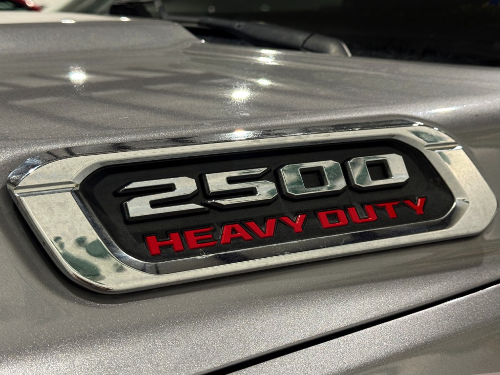 2022 RAM 2500 Image 3
