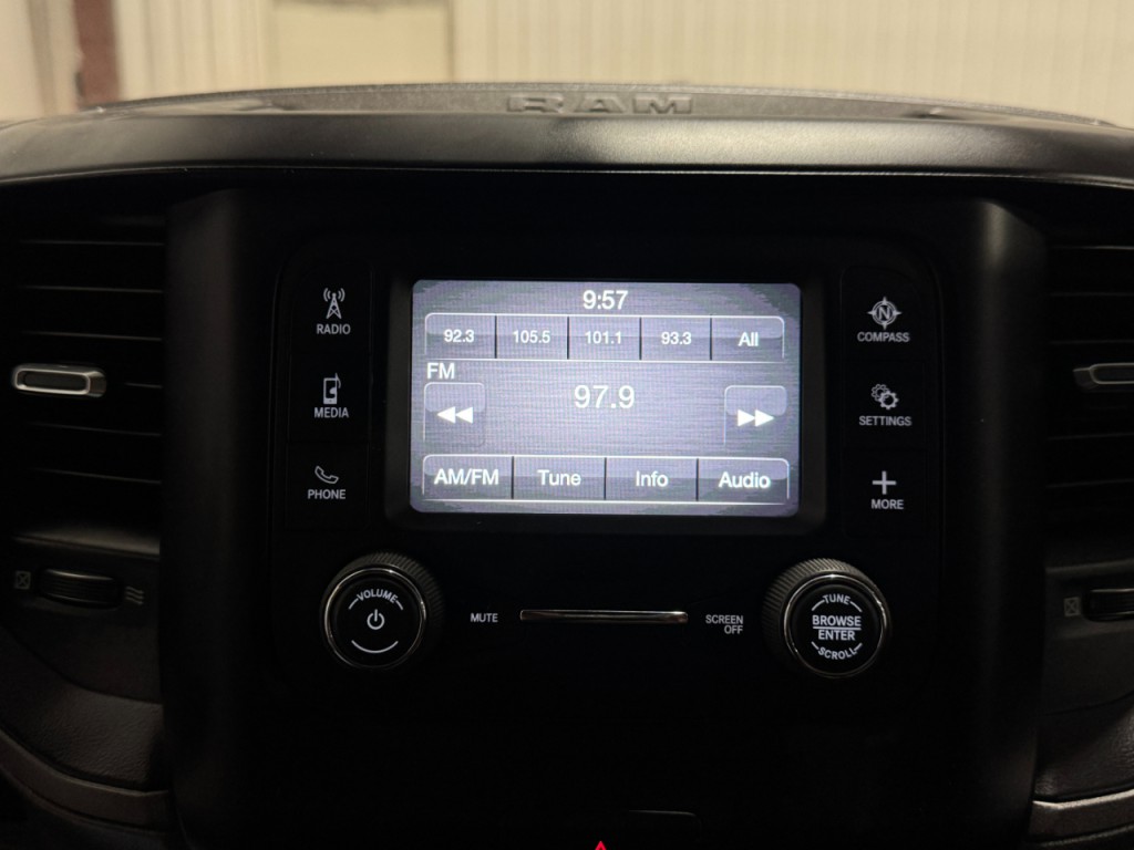 2022 RAM 2500 Image 9