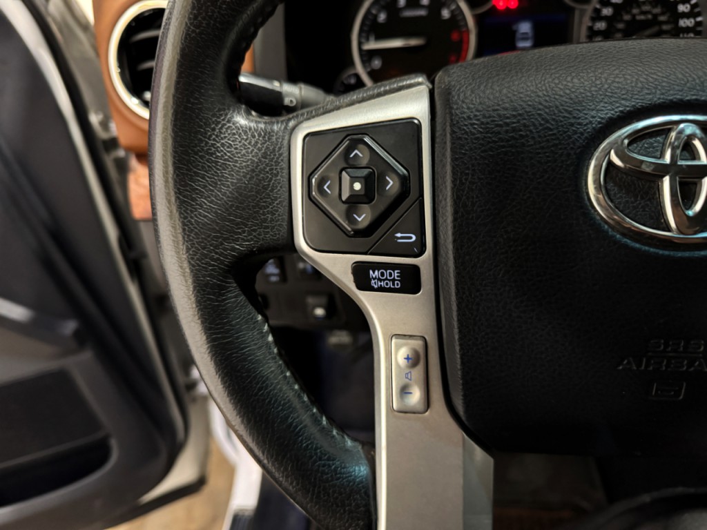 2015 Toyota Tundra Image 4