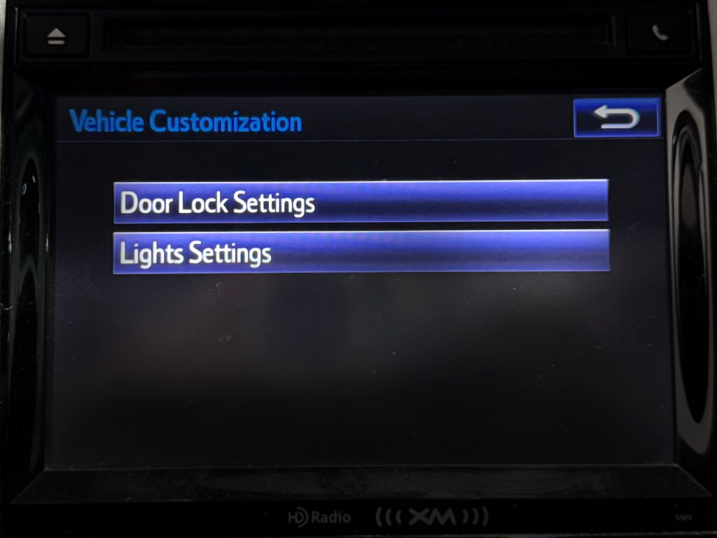 2015 Toyota Tundra Image 16