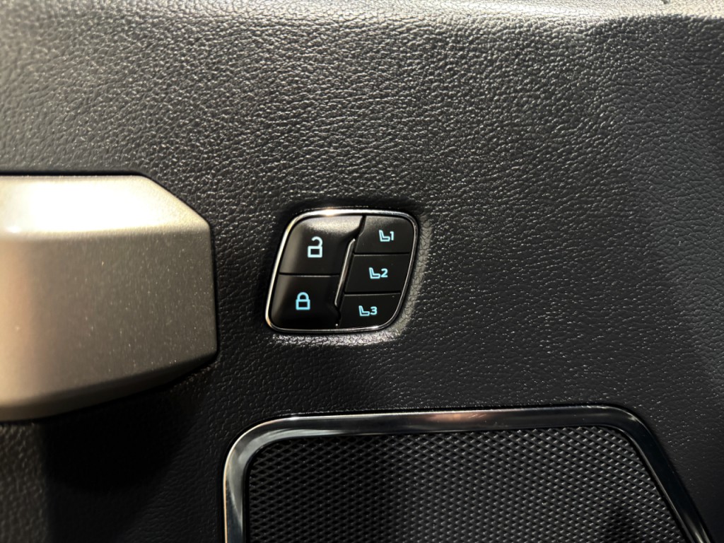 2022 Ford F-350 Image 28