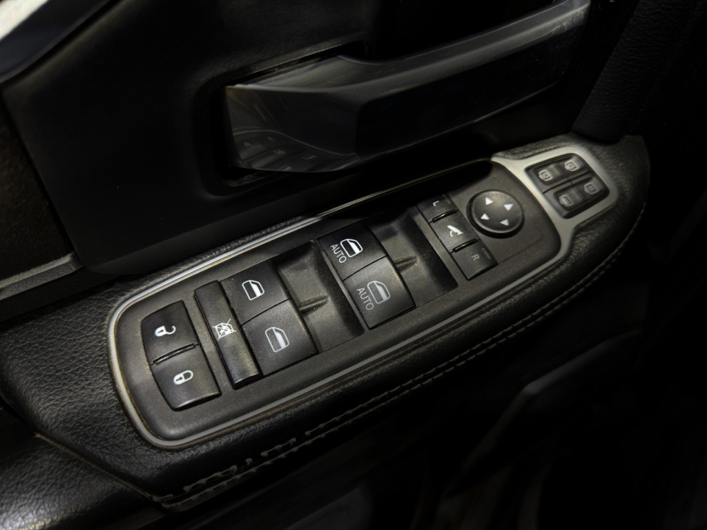 2024 RAM 3500 Image 7