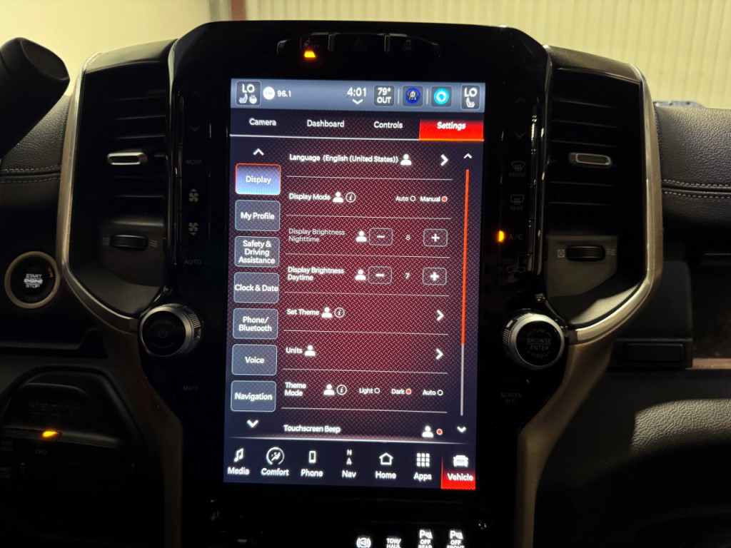 2024 RAM 3500 Image 23