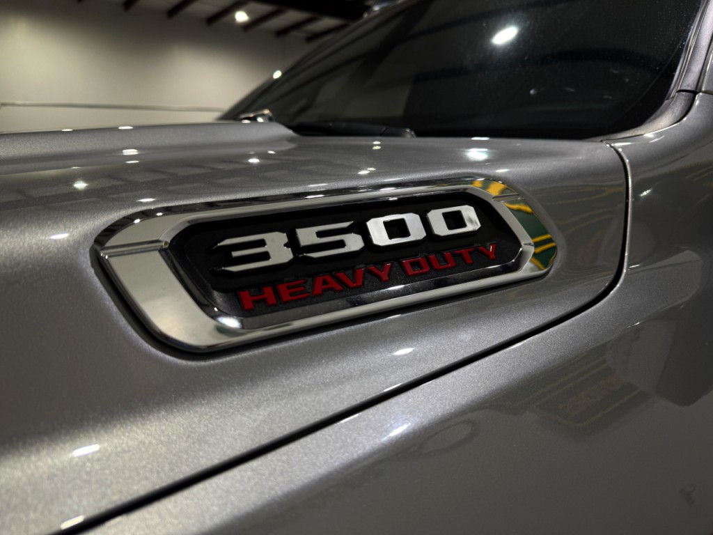 2024 RAM 3500 Image 36