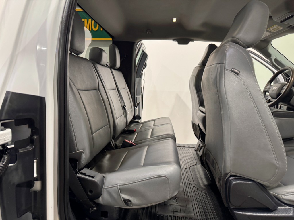 2023 Ford F-350 Image 17