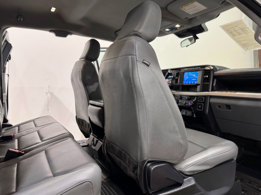 2023 Ford F-350 Image 19
