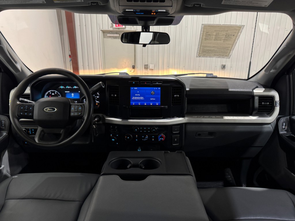 2023 Ford F-350 Image 22