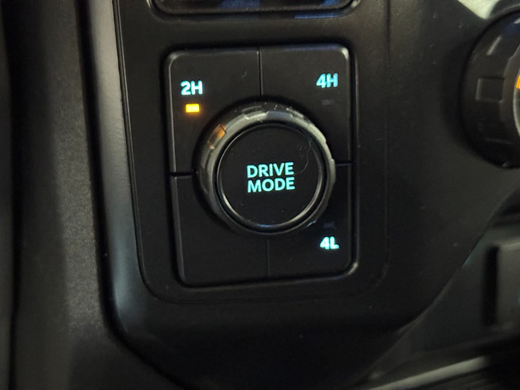 2023 Ford F-350 Image 31