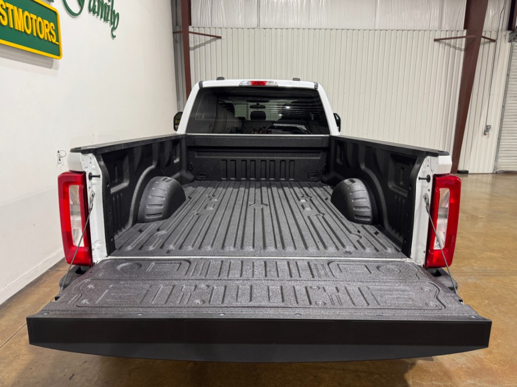 2023 Ford F-350 Image 57