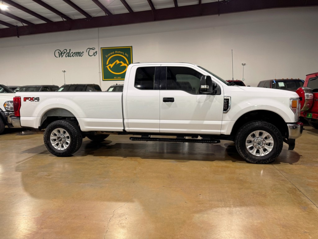 2022 Ford F-250 Image 2