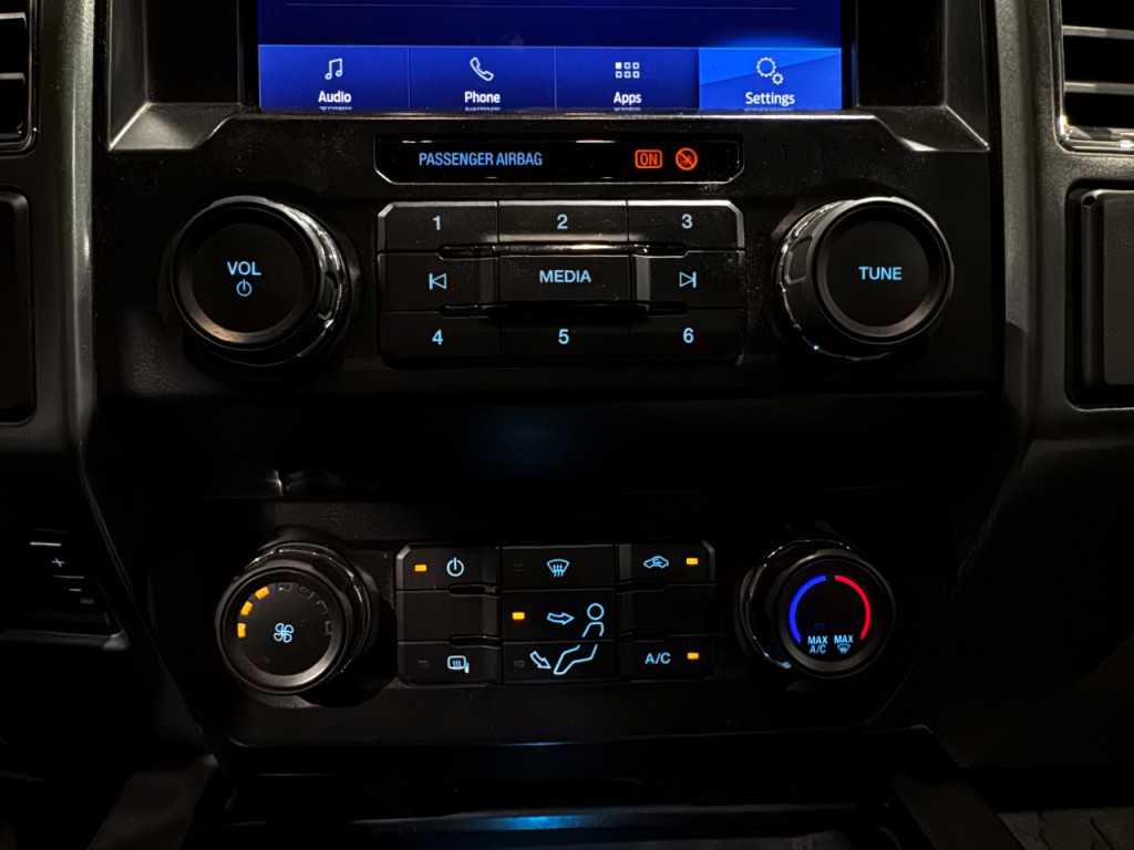 2022 Ford F-250 Image 6