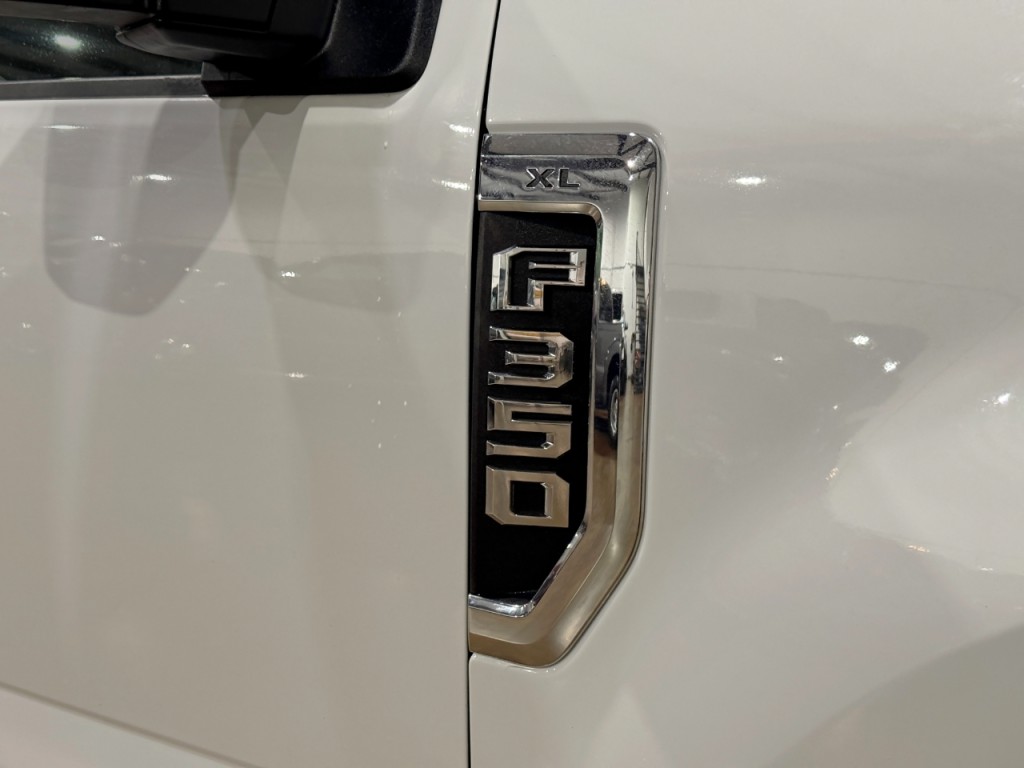2022 Ford F-350 Image 3