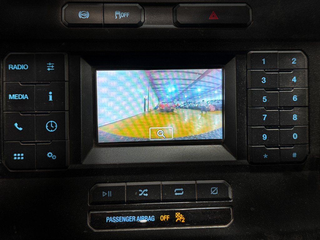 2022 Ford F-350 Image 8