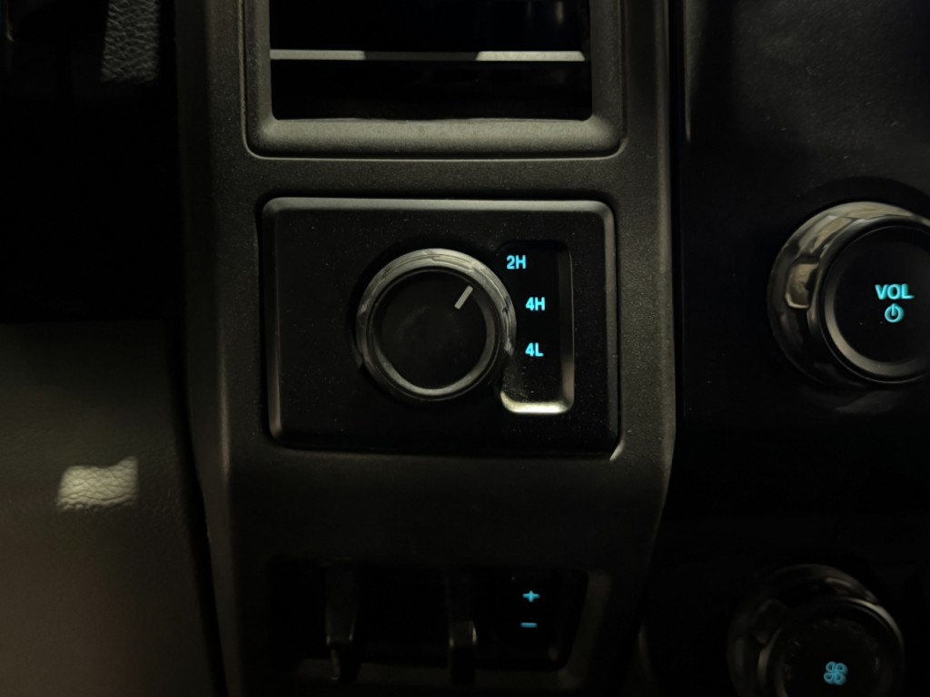 2022 Ford F-350 Image 10