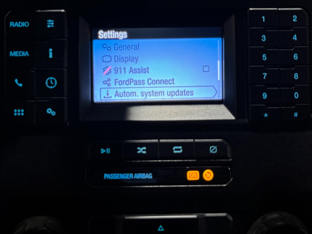 2022 Ford F-350 Image 15