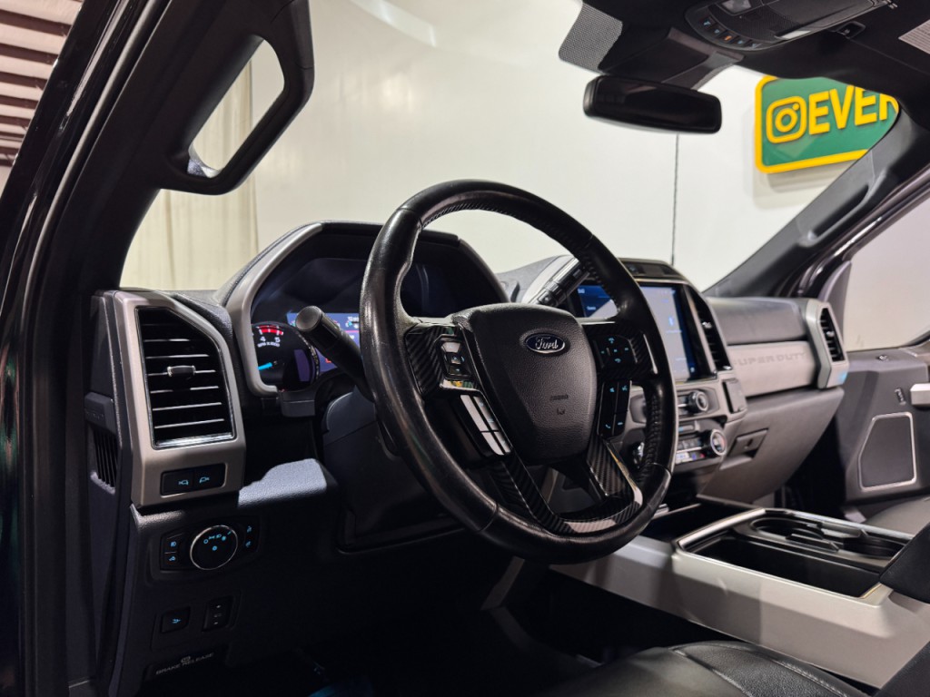 2022 Ford F-350 Image 11